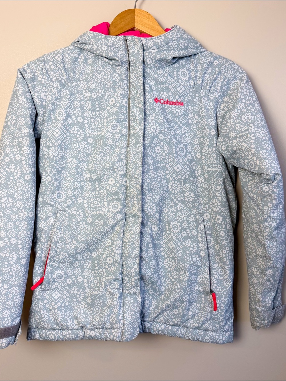 Columbia Girls Horizon Ride Snowflake Winter Coat Gray Pink Jacket size Medium